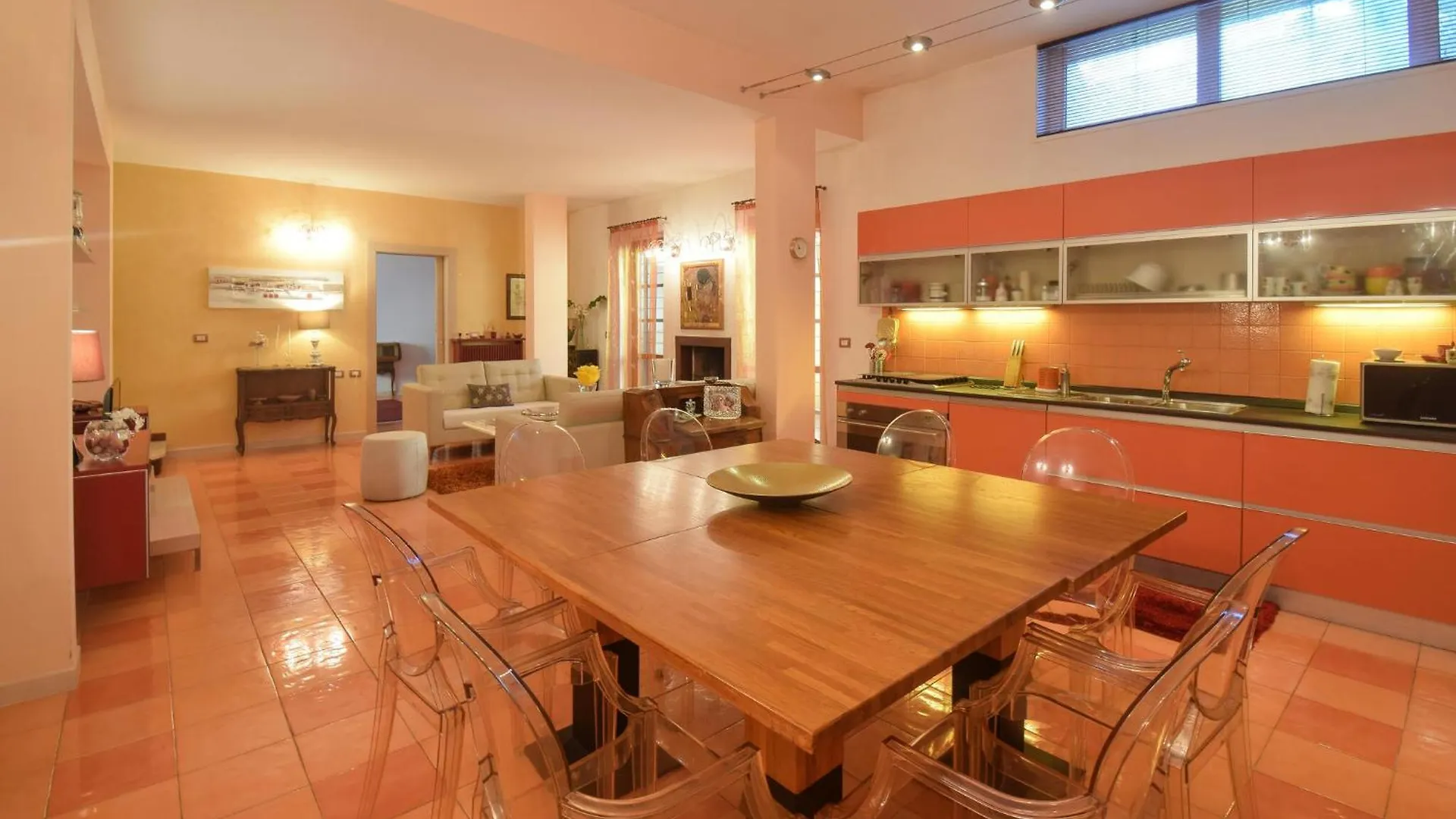 6 Bedroom Awesome Home In Roma Rome