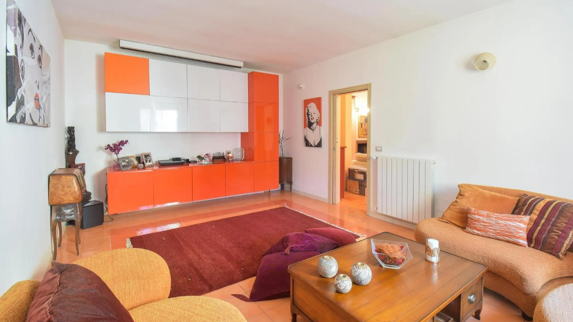 Holiday home 6 Bedroom Awesome Home In Roma