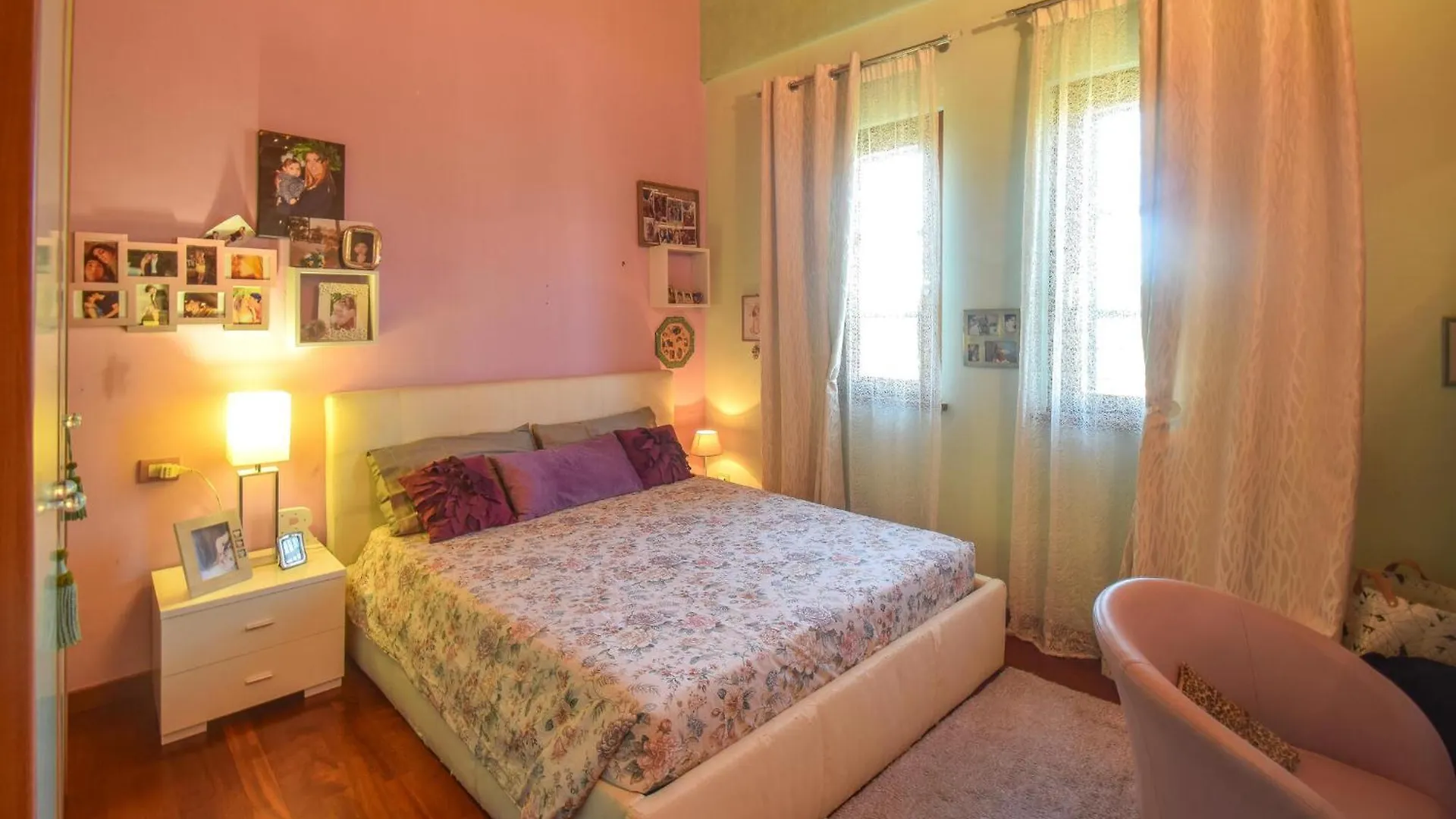 6 Bedroom Awesome Home In Roma Italy