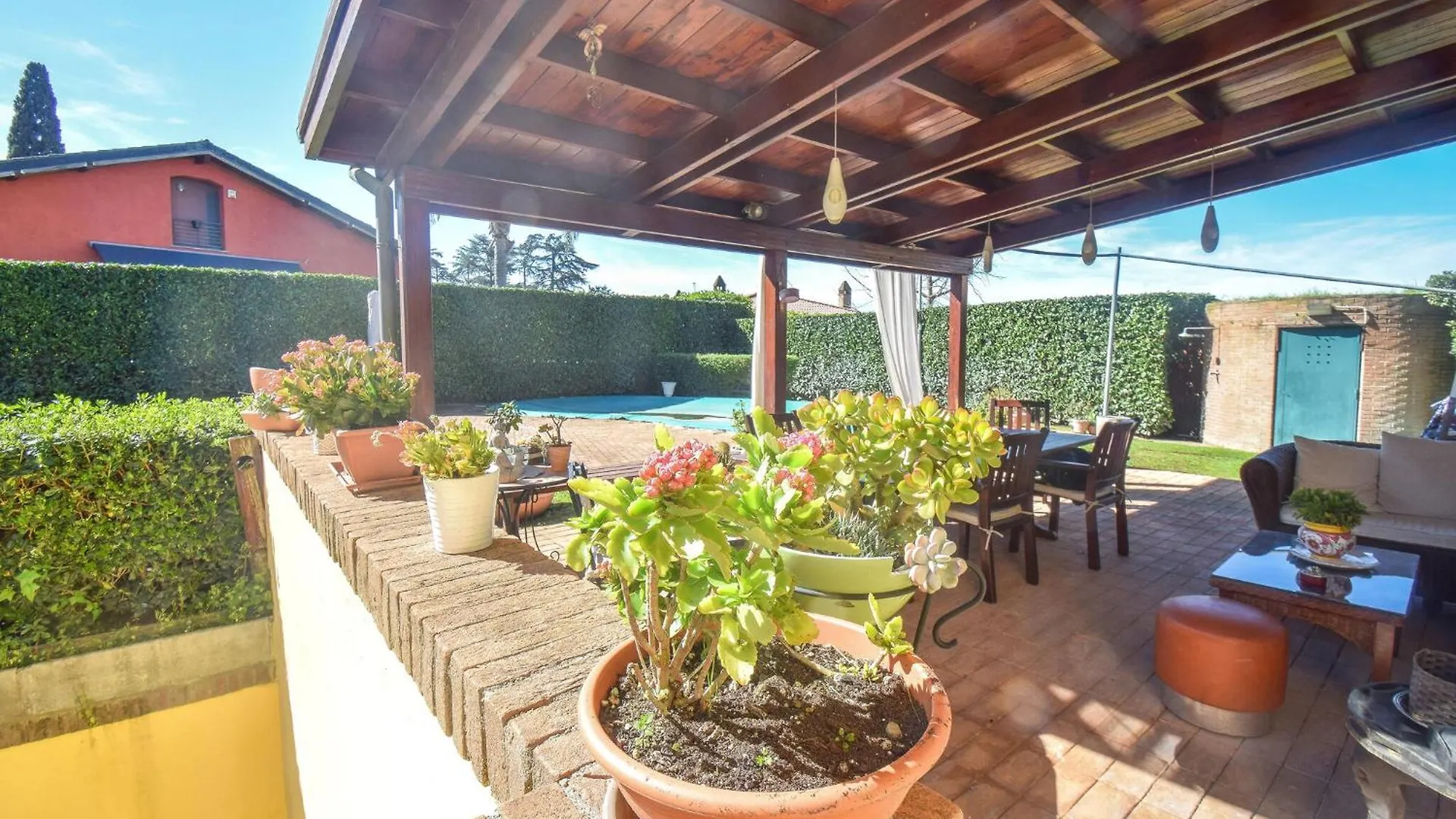 Holiday home 6 Bedroom Awesome Home In Roma Italy